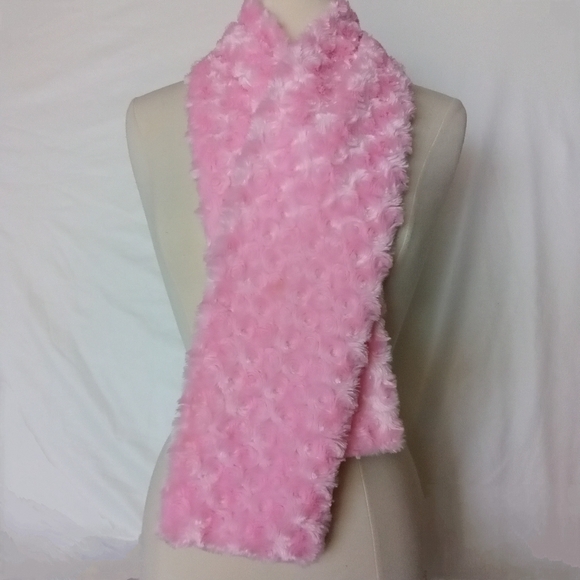 Women's Vintage Y2K Fluffy Light Pink Swirl Pattern Fuzzy Scarf - Picture 1 of 8